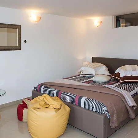 Prázdninový dům Three-bedroom In Labin