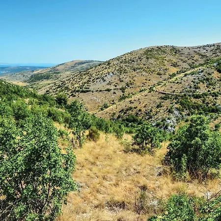 Three-bedroom In Labin Prázdninový dům Trogir