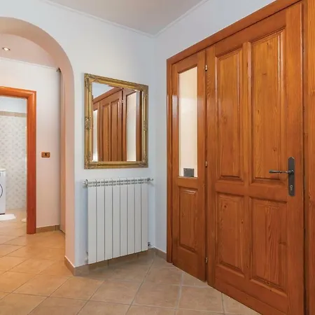 Three-bedroom In Labin *