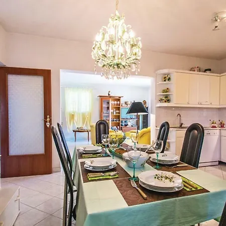 Prázdninový dům Three-bedroom In Labin